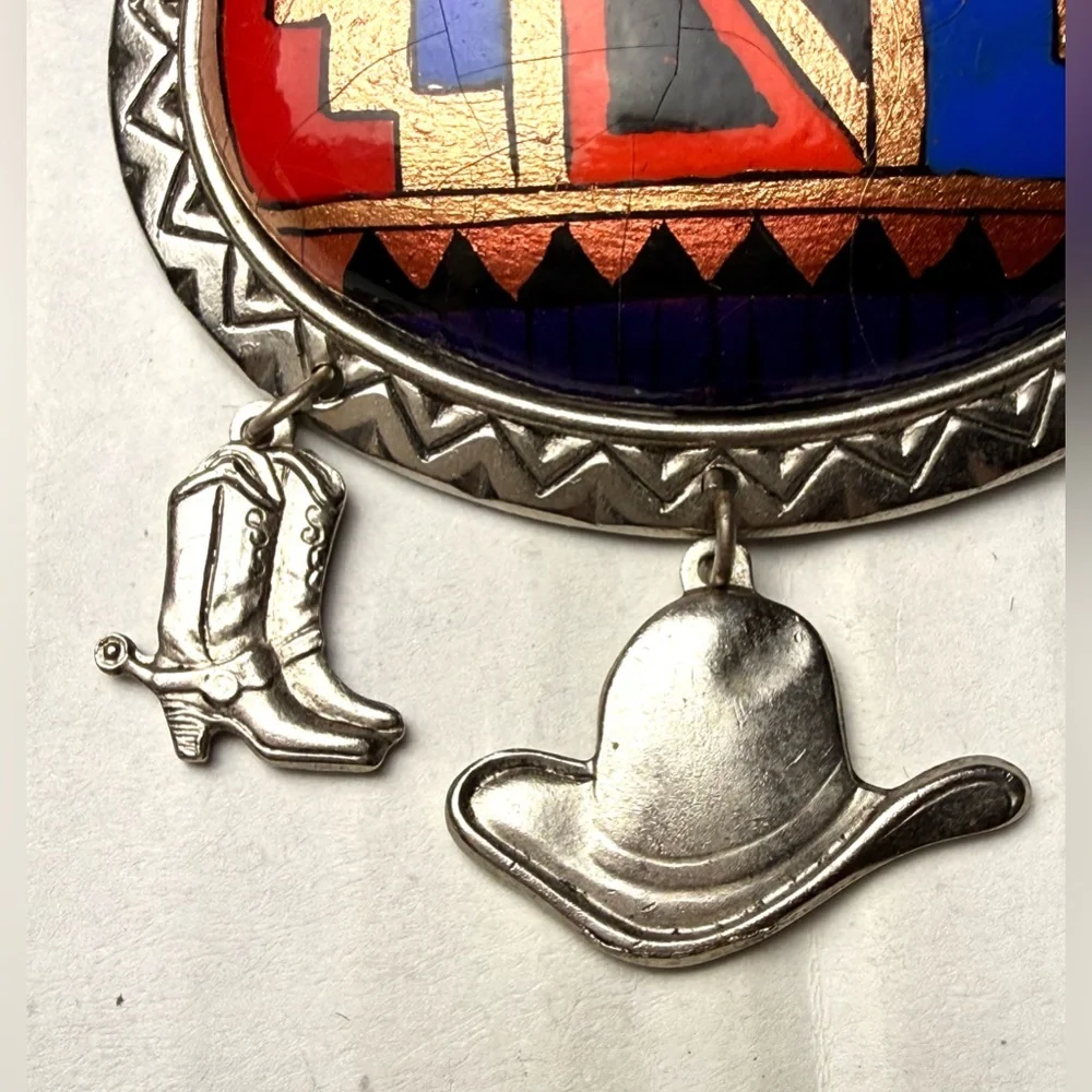 Vintage‎ Oval Native American Design Silver Brooch Pin Cowboy Boots Hat Western